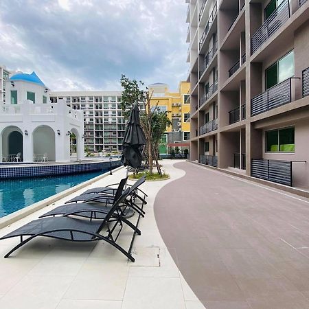 Arcadia Beach Con Pattaya Exterior photo