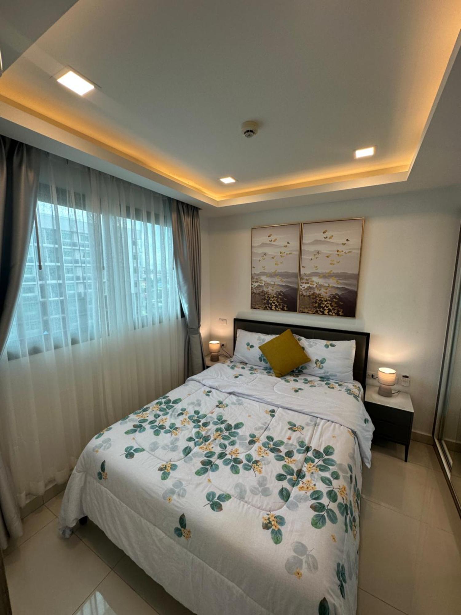 Arcadia Beach Con Pattaya Exterior photo