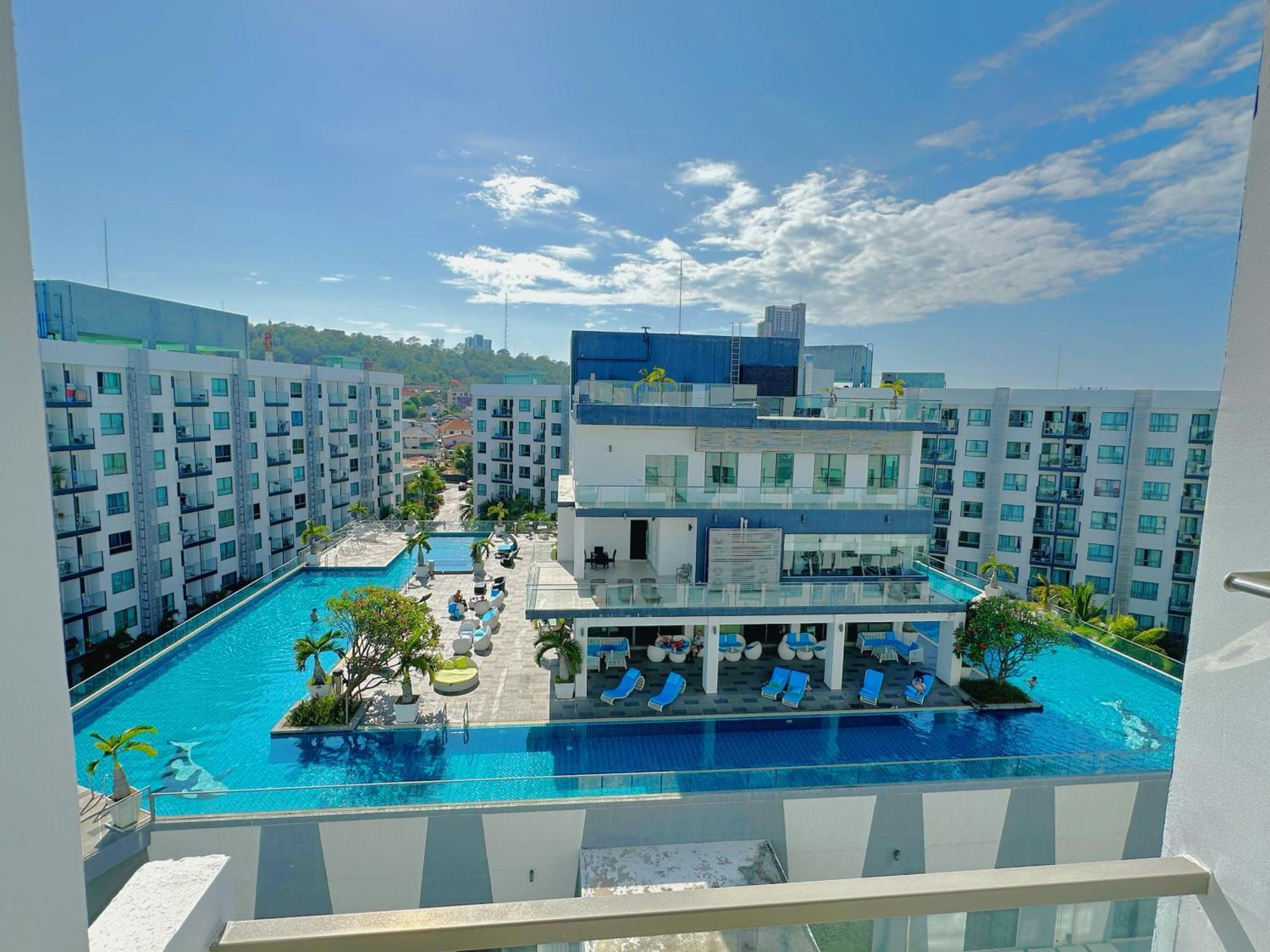 Arcadia Beach Con Pattaya Room photo