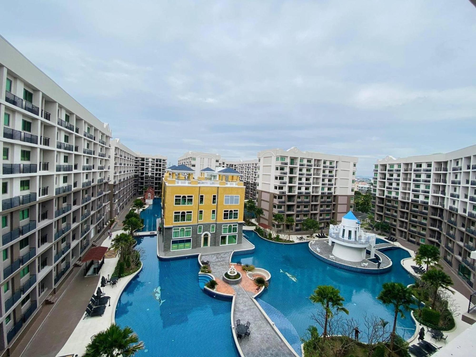Arcadia Beach Con Pattaya Exterior photo