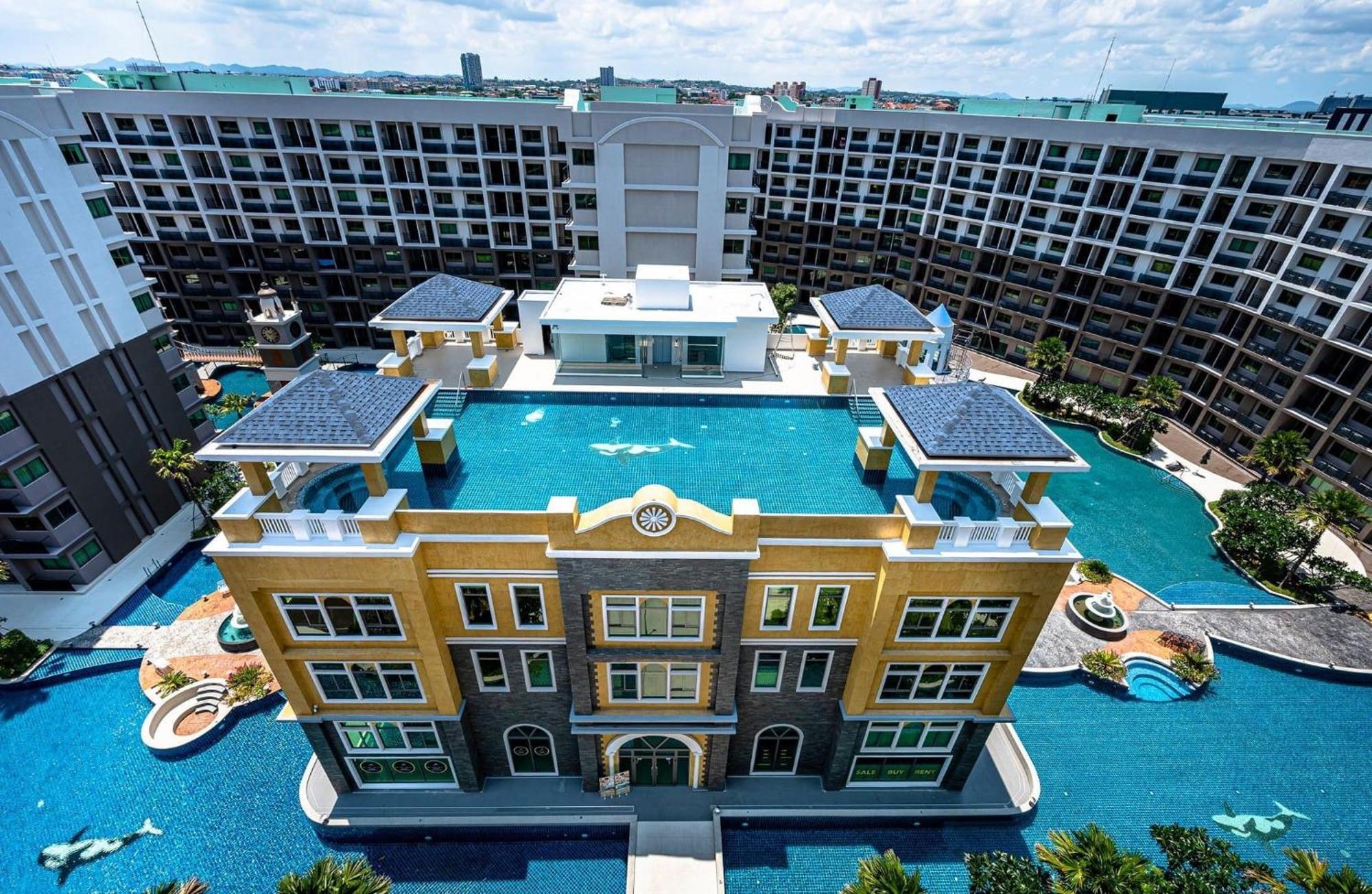 Arcadia Beach Con Pattaya Exterior photo